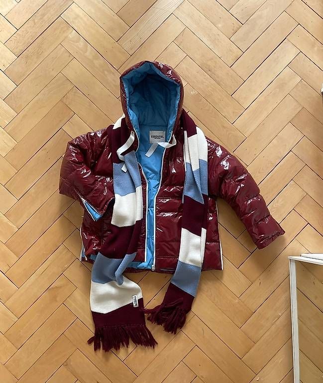 Essentiel Antwerp Giacche: Oversize Winterjacke von Essentiel Antwerp, Gr. S – Usato da Zürich venduto da Medulla