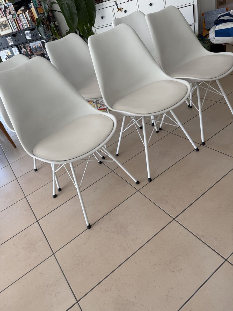 Sedie: Lot de 6 chaises modernes – Usato da Sion venduto da Blackwidow86 2