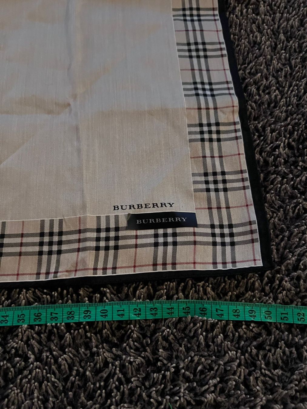 Burberry Foulard & Sciarpe: Burberry Baumwolltuch Nova Check 50x50 – Nuovo (secondo la descrizione) da Winterthur venduto da Dejv 2