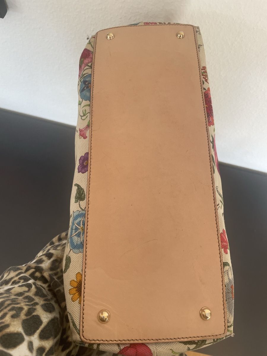 Gucci Borse da donna: Gucci Flower bag- Vintage – Usato da zürich venduto da Ildiavolovesteprada 5
