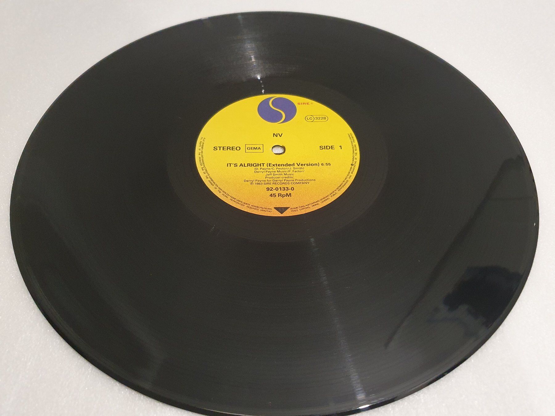 Dischi in vinile: NV – It's Alright – Usato da Uster venduto da Vinyl-Leidenschaft 3