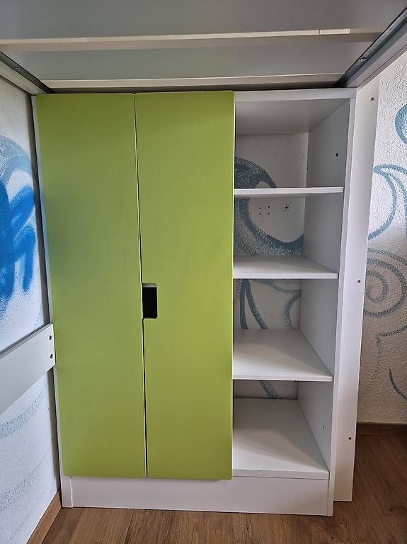Ikea Letti: Hochbett mit Kleiderschrank und Kommode – Usato da Zufikon venduto da Talfulano 4