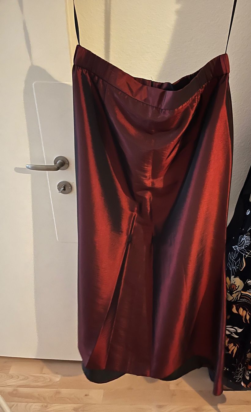 Robes: Wunderschönes Festkleid – D'occasion à Zürich par Daen1515 4