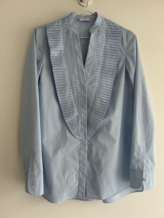Very cool plissé blouse Akris Punto 34