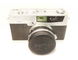 Filmkamera mit Petri 7 s 35 mm 1960 / 70er