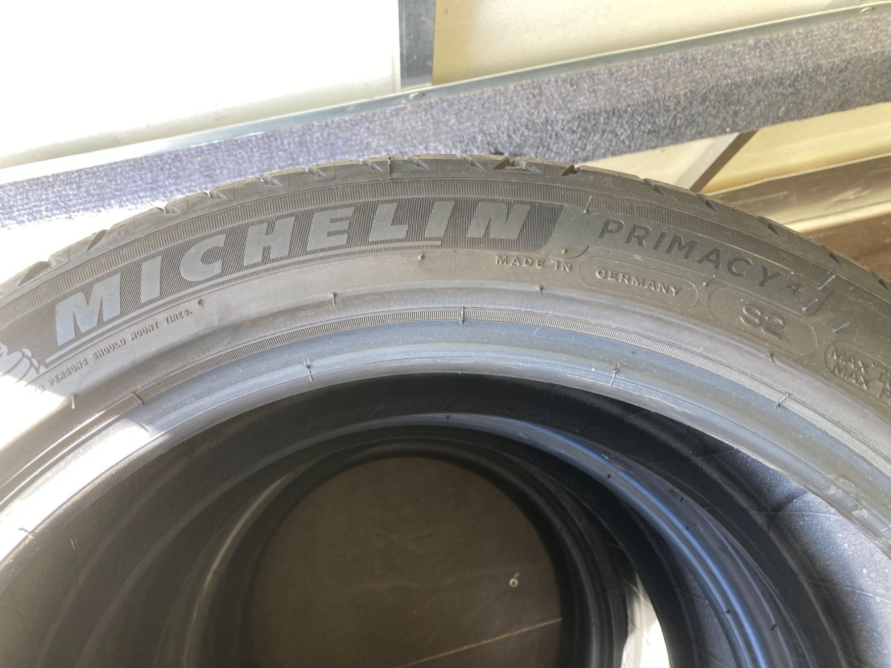 Michelin Pneus & Kompletträder: Sommerpneu 225/45R17 Michelin – Gebraucht aus Cham von WB2223 2