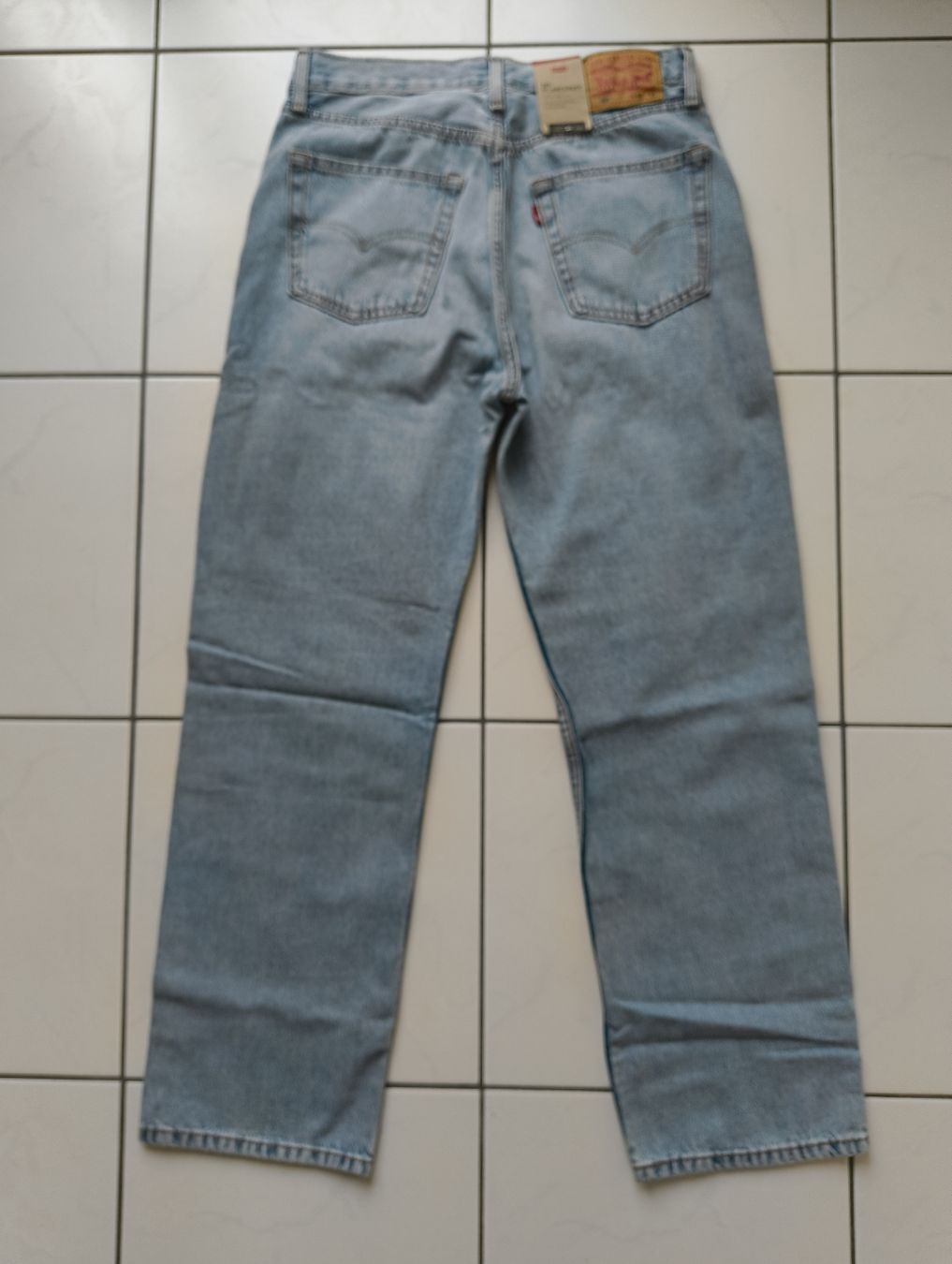 Levi's Jeans: Levi's 565 Jeans, hellblau, Grösse 32/32 – Nuovo e nell'imballaggio originale da Uitikon Waldegg venduto da PJLS1 2