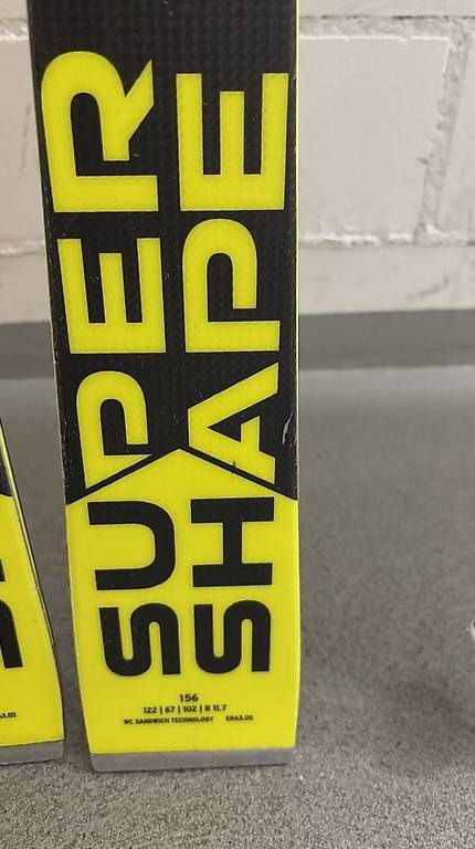 Skis: Carving Ski Head Super Shape – Gebraucht aus Dielsdorf von Mavo0 1
