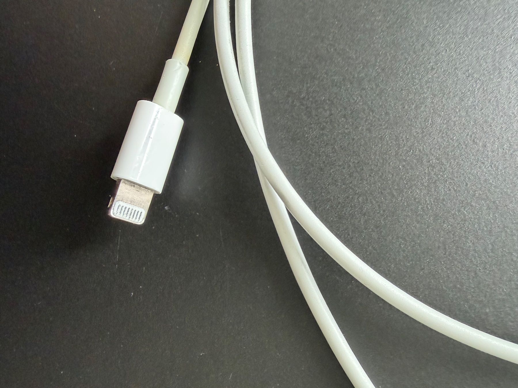 Apple Cavi: iPhone Ladekabel (bis iPhone 14) – Usato da Zug venduto da mel_kyra 1