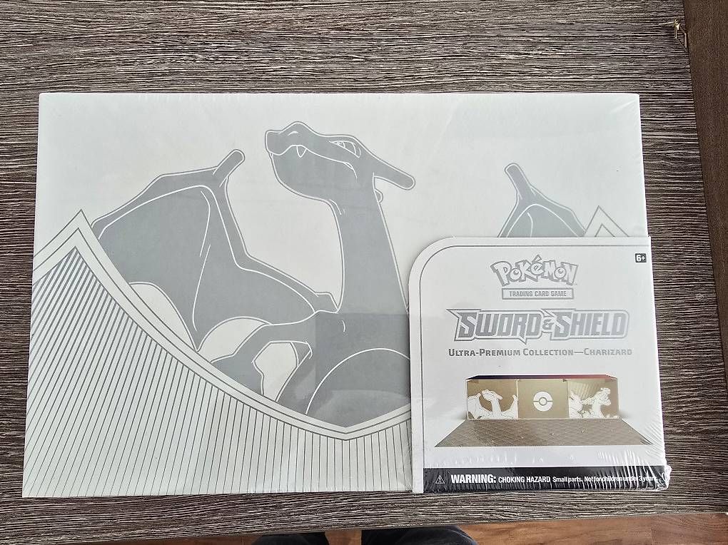Pokémon Carte collezionabili: ULTRA PREMIUM COLLECTION CHARIZARD – Nuovo e nell'imballaggio originale da Buchs SG venduto da rahman007