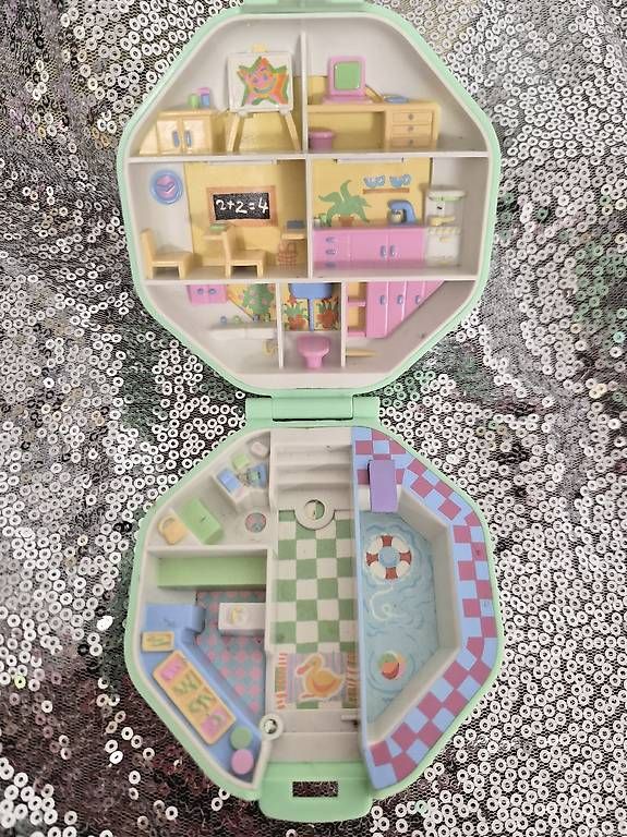 Polly Pocket Carillon: Polly Pocket School 1990 – Usato da Uznach venduto da ssmiy