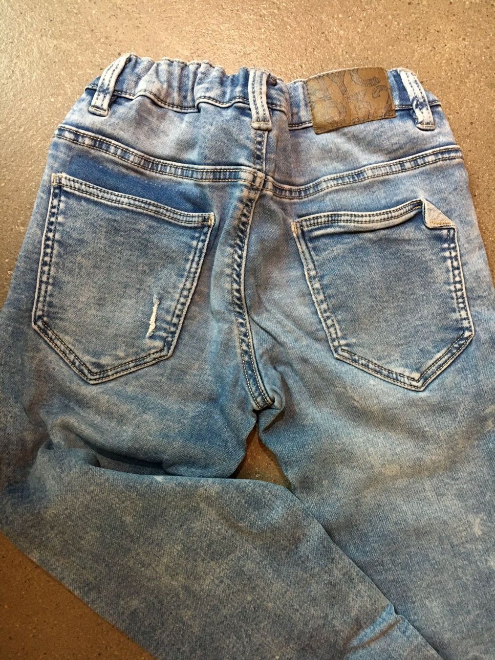 C&A Pantalons: Knaben, hellblaue Jeans, Gr. 146 – D'occasion à Gebenstorf par Pphizi 1