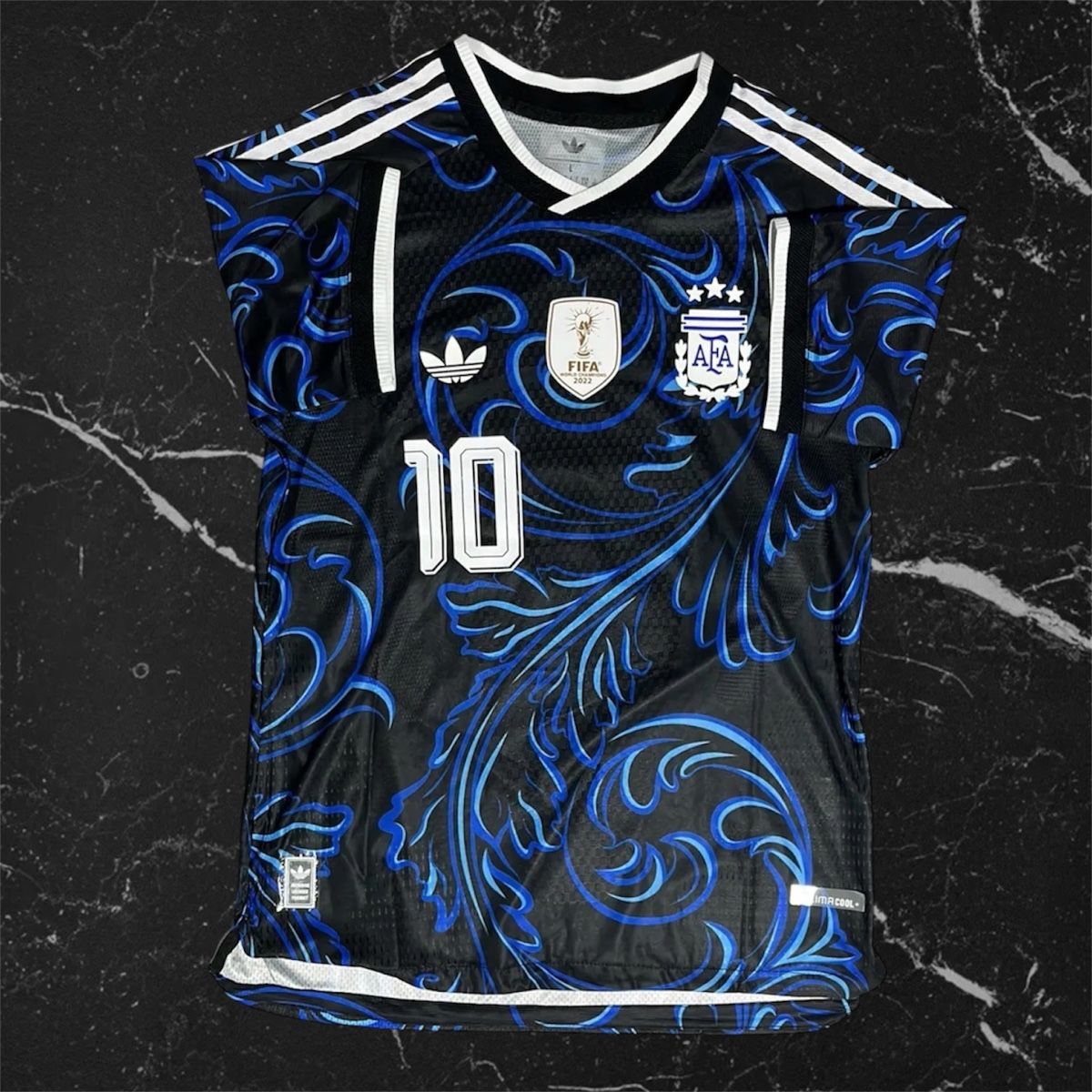 Adidas Maillots de corps & Pantalons: Argentinien Messi Player Version Trikot Grösse L – Neuf (Voir description) à Frenkendorf par a_1999