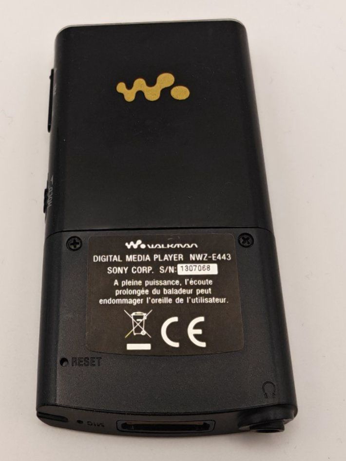 Sony Lettore multimediale portatile: Sony Walkman NWZ-E443 MP3 Player inkl. USB Kabel – Usato da Thun venduto da Kankii 2