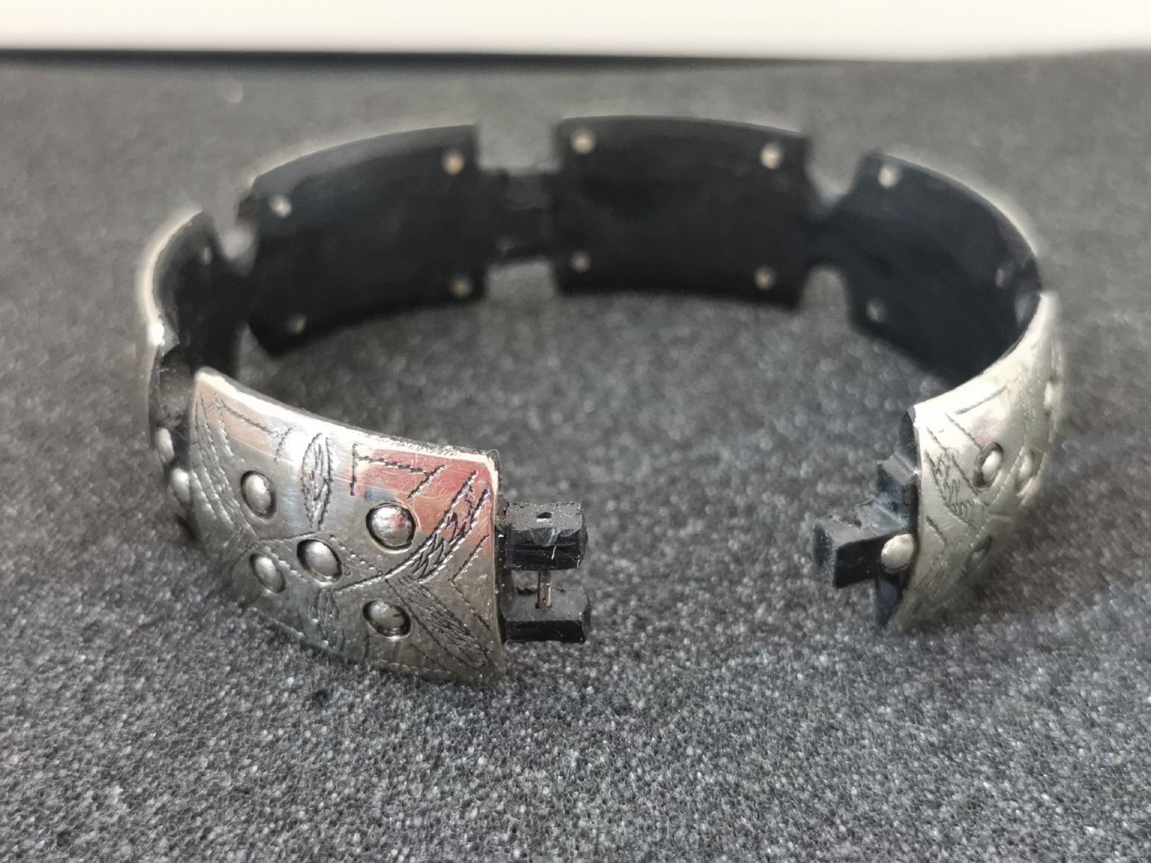 Armbänder & -reifen: Armband mit Silber  – Neu und originalverpackt aus Schlieren von vlalif 2