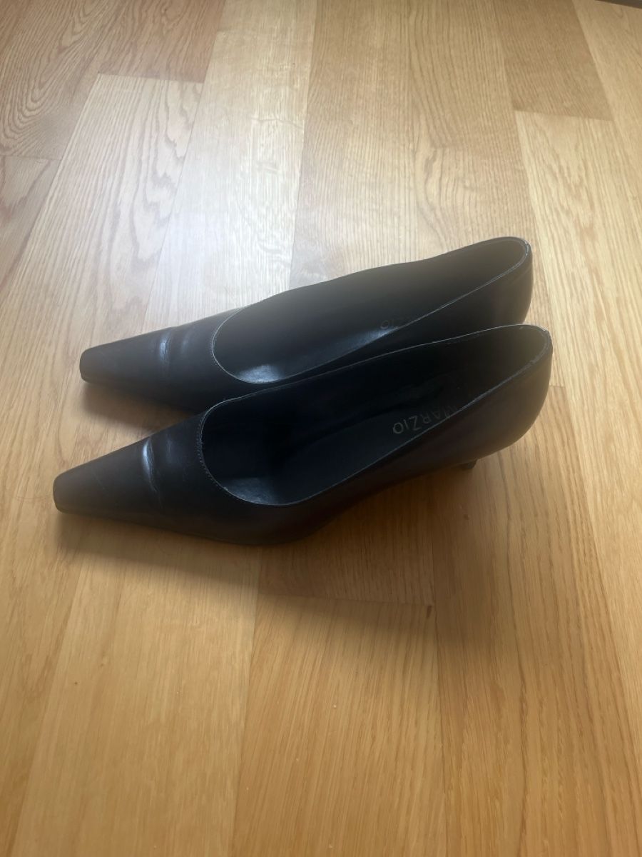 Chaussures femmes: Kitten Heels Schwarz – D'occasion à Zürich par ant_pql9 4