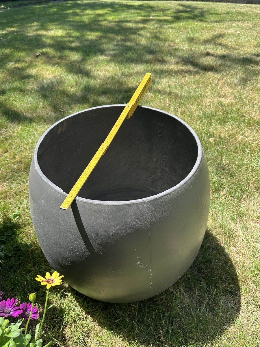 Vasi per fiori: Blumentopf Swisspearl Sumo – Nuovo (secondo la descrizione) da Uster venduto da mos_8klm