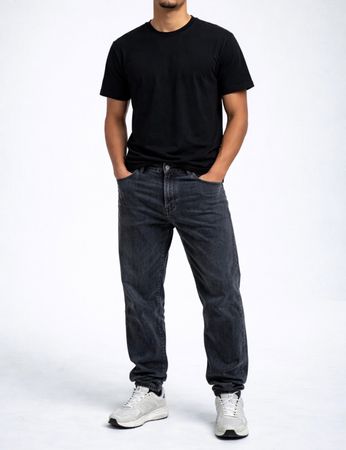 Jean Noir 33 + T-Shirt noir M