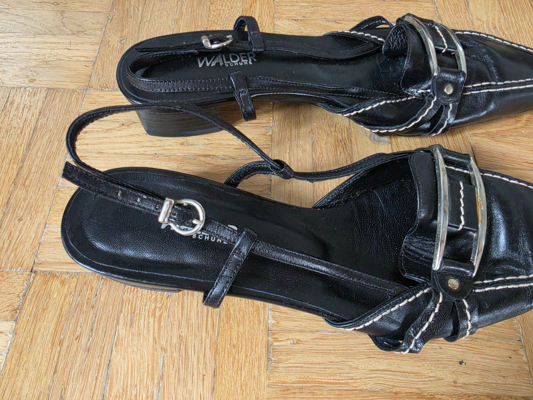 Scarpe da donna: Sandalen Walder ca. Gr. 39 – Usato da Stäfa venduto da flamingo_17 5
