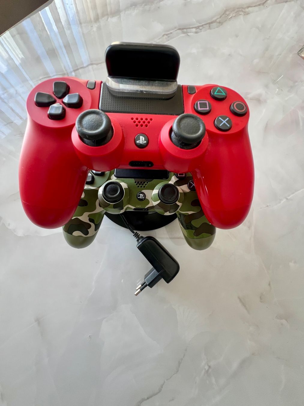 Sony Controller: Pack 2 Stk. PS4 Controllern – Usato da Zürich venduto da T.E.B 1