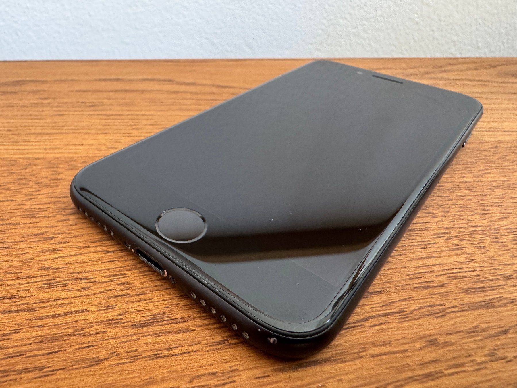 Apple Telefoni cellulari / Smartphones: iPhone SE 2020 128 GB – Usato da Fribourg venduto da geora 3
