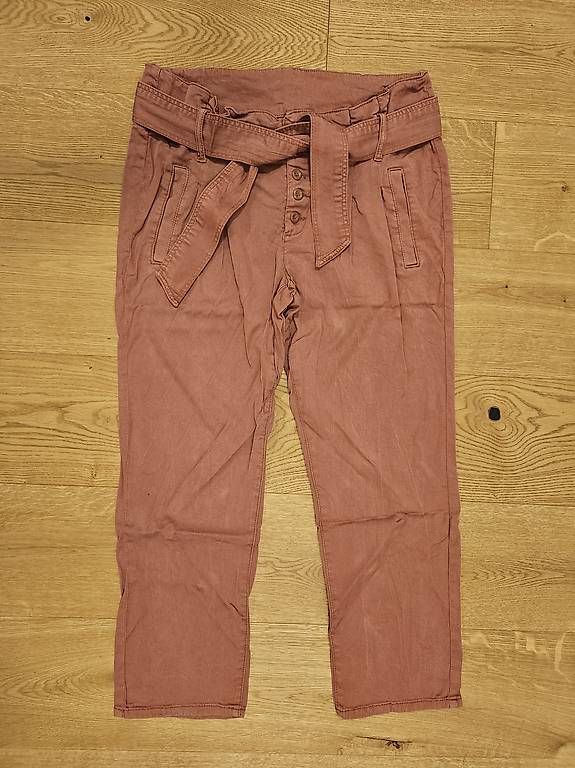 Pantaloni: Paperbag Schwangerschaftshose Gr. 38 – Usato da Götighofen venduto da nanita85