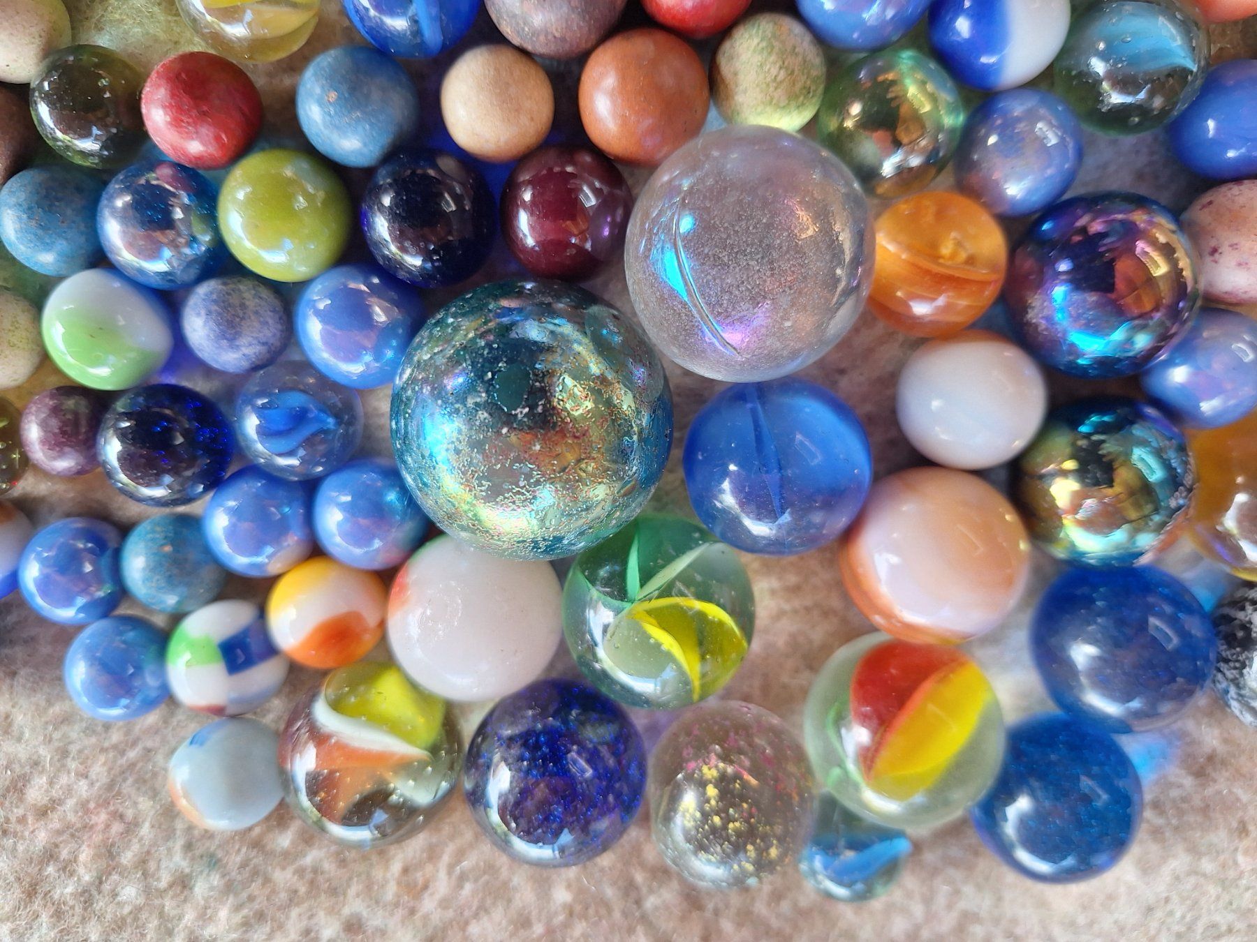 Biglie: 1 KG BUNTE GLASMARMELI GLASKUGELN – Usato da Huttwil venduto da Kunterbuntli 2