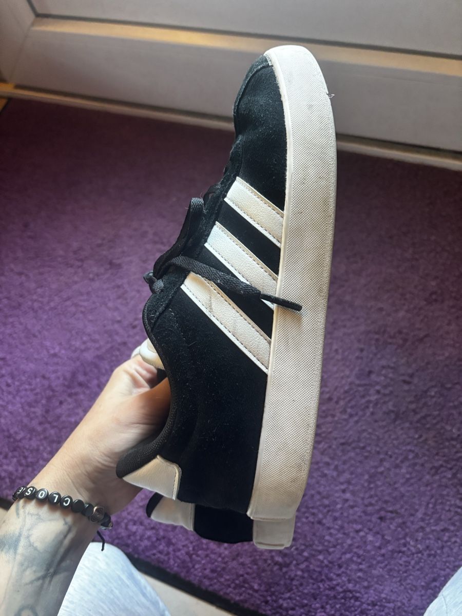 Adidas Chaussures hommes: Adidas sneakers – D'occasion à Saxon par Mel_b224 2