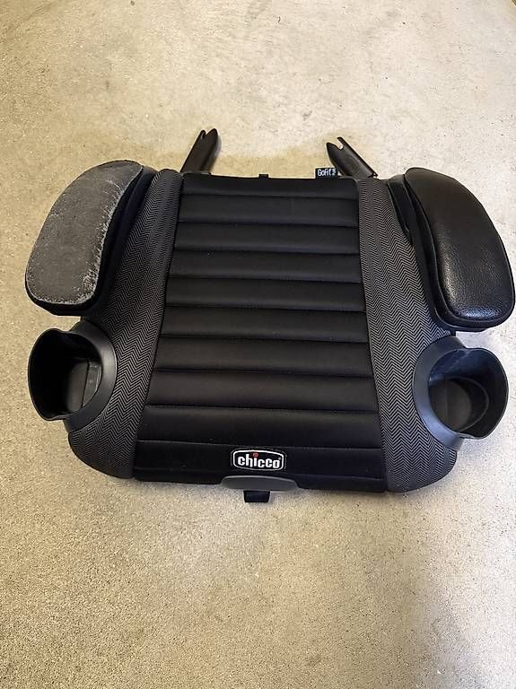 Seggiolini per auto: Chicco GoFit Plus Kindersitzerhöhung mit ISOFIX – Usato da Ermatingen venduto da pid_w77n 1