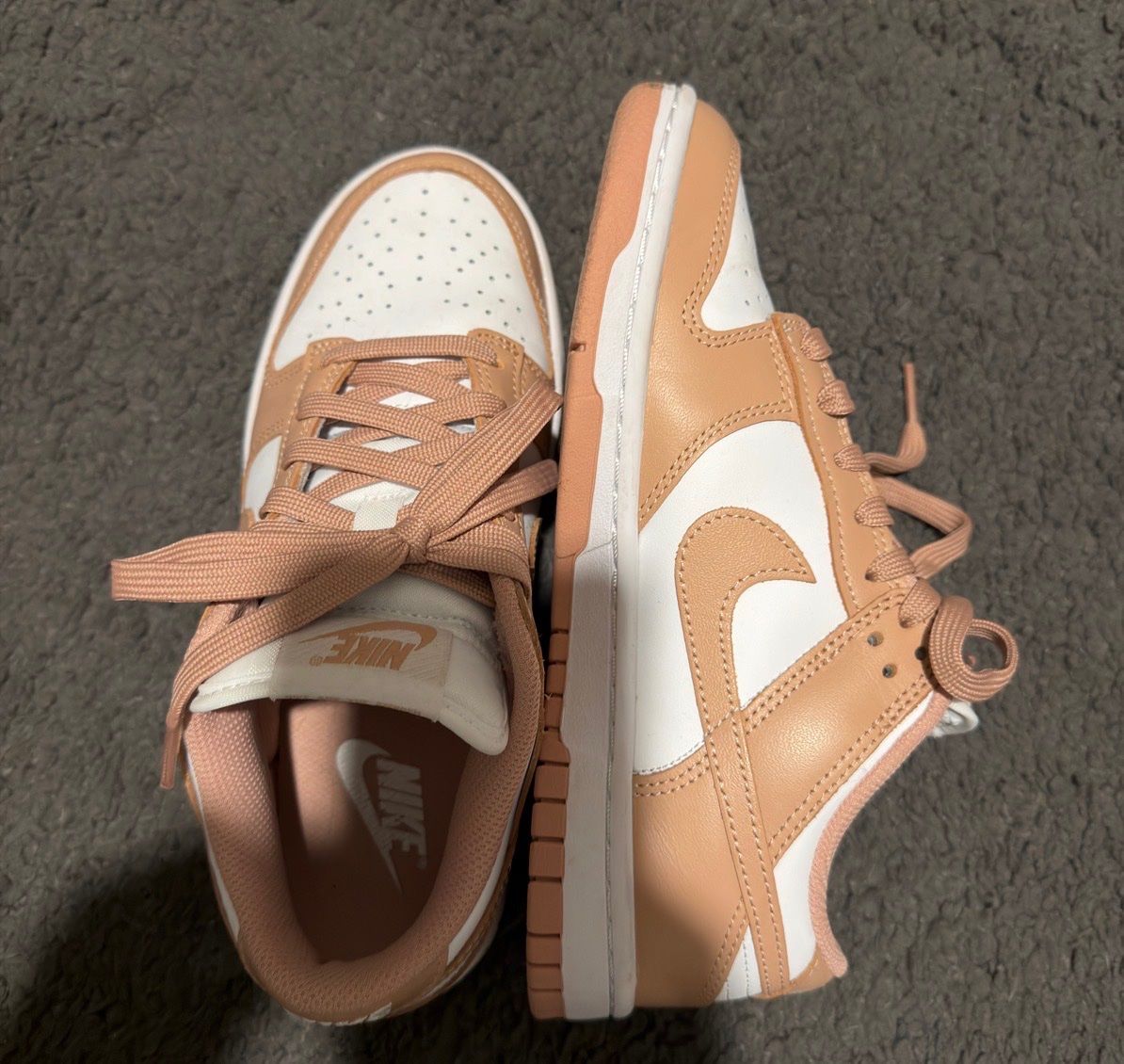 Nike Chaussures hommes: Nike Dunk – D'occasion à Moutier par Rafaela_Fi 1
