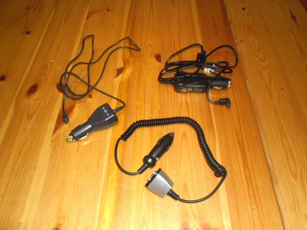 Câbles: 12 Volt - Ladekabel - Set – D'occasion à Büren SO par omsa