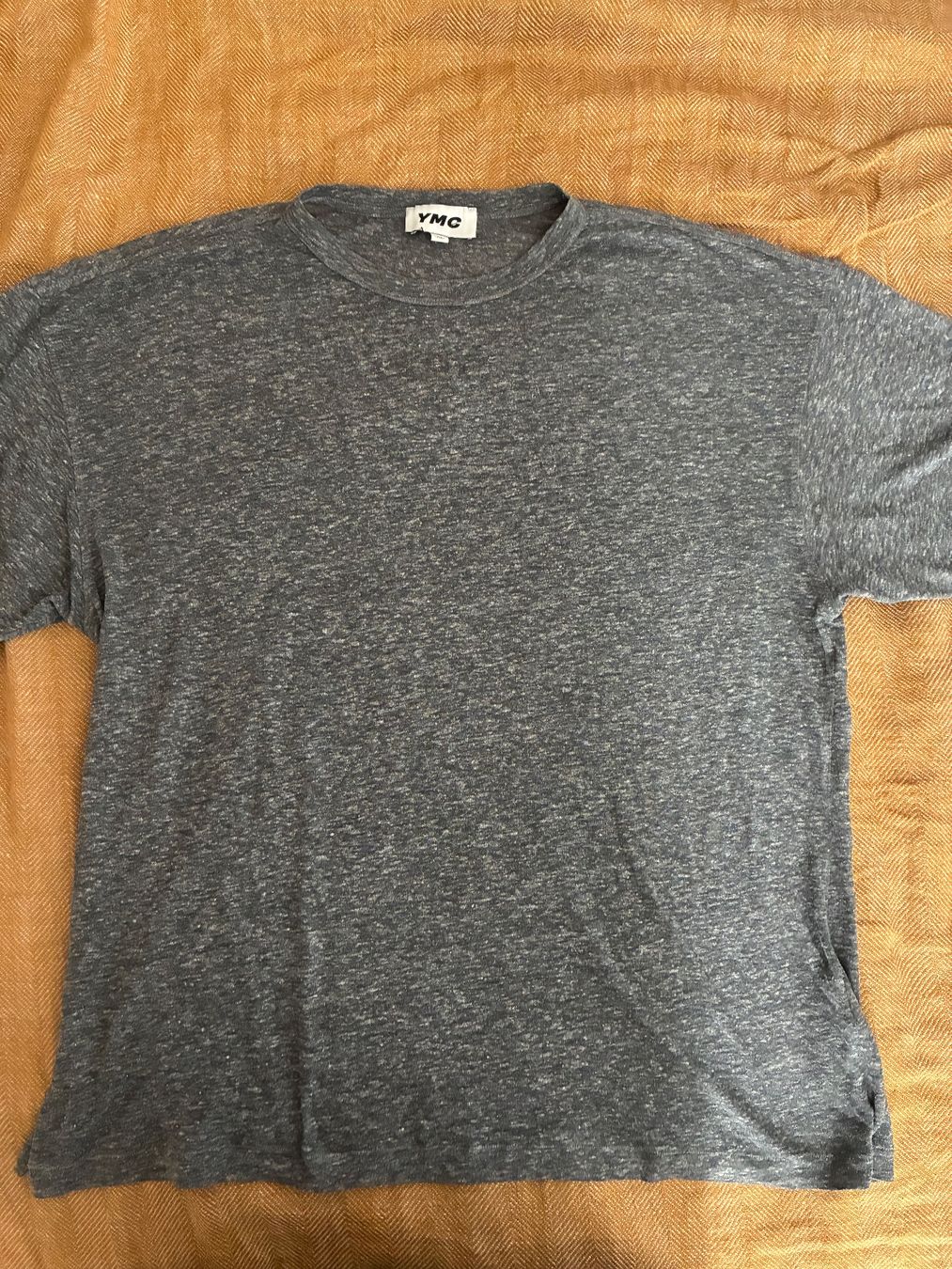 T-shirt: YMC T.Shirt – Usato da Fribourg venduto da waves55