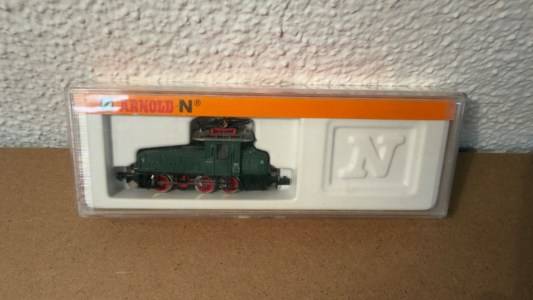 Arnold Modellini di ferrovie: Arnold E-Lok 2460 Spur N in OVP – Usato da Schlieren venduto da rat_lq6b 8