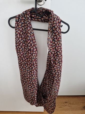 Schicker Loopschal mit Blumenmuster, Schlauchschal