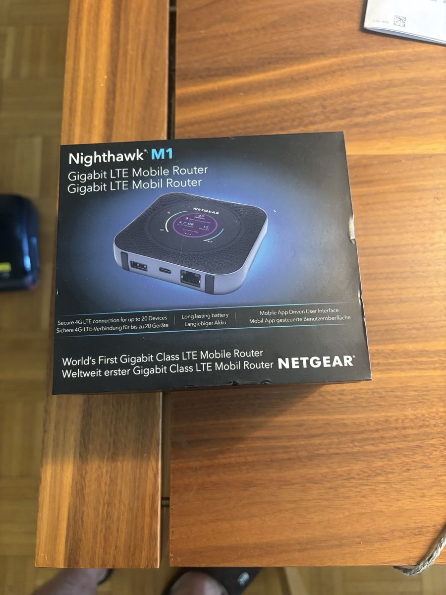 Netgear Modems & Routeurs: Netgear Nighthawk M1 WLAN Router – Neuf avec emballage d'origine à Dübendorf par mulasuva01 1
