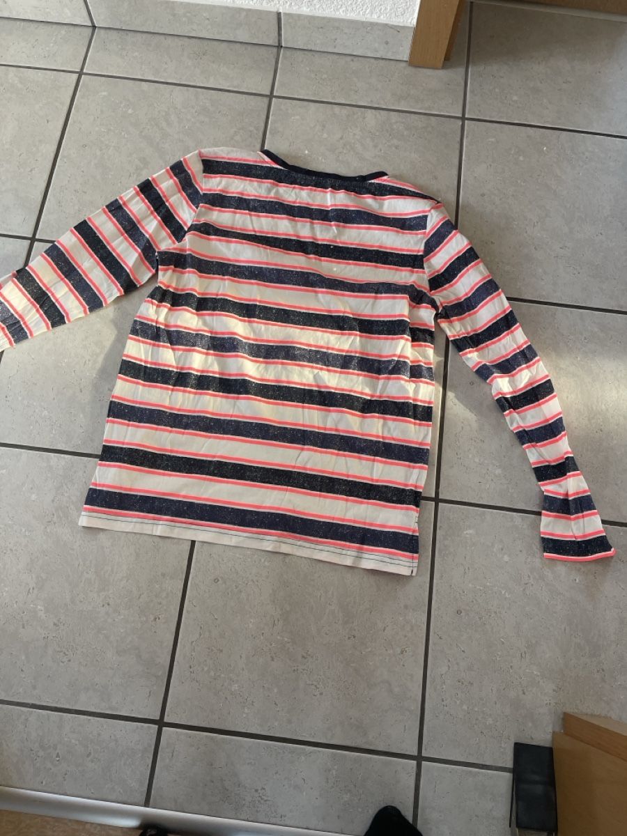 Camicette, T-shirt & Top: Neues schönes Langarm Shirt Gr M – Nuovo (secondo la descrizione) da Lostorf venduto da Luelostorf 1