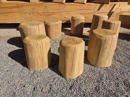 Sitzhocker aus Eichenholz