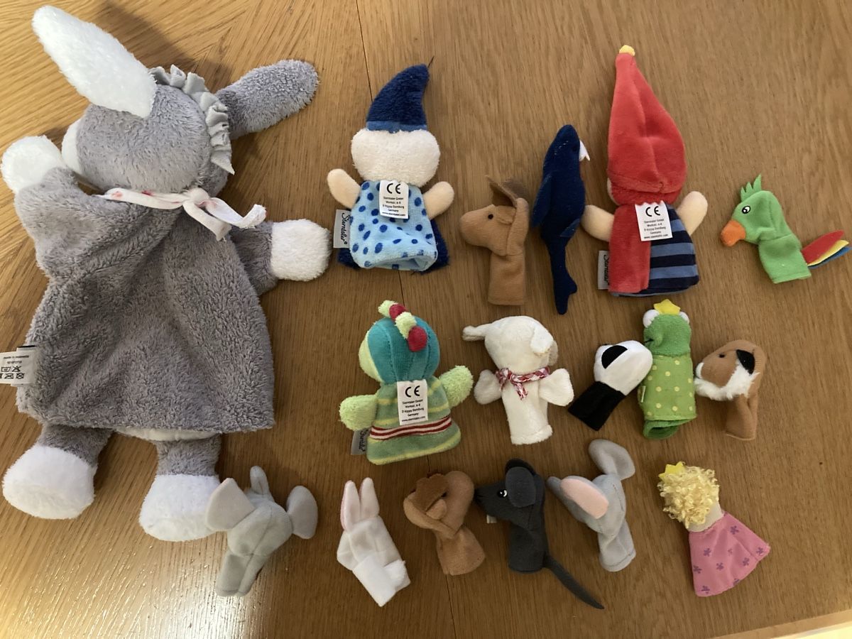 Bambole:  Handpuppe und Fingerpuppen – Usato da Staad SG venduto da gab_7dr9 5