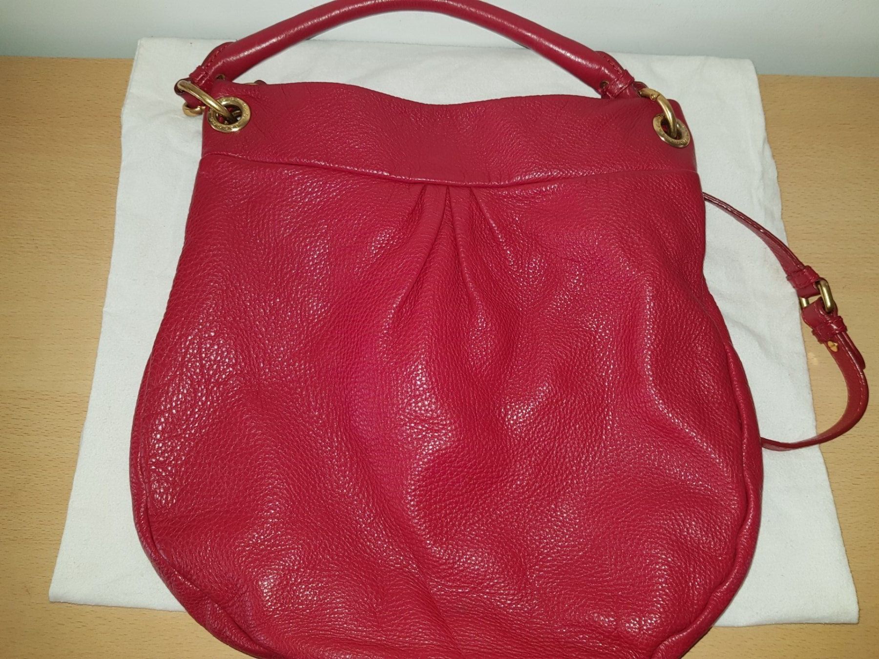 Marc Jacobs Taschen für Damen: Original Marc Jacobs Handtasche rot – Gebraucht aus Basel von Birs868 2