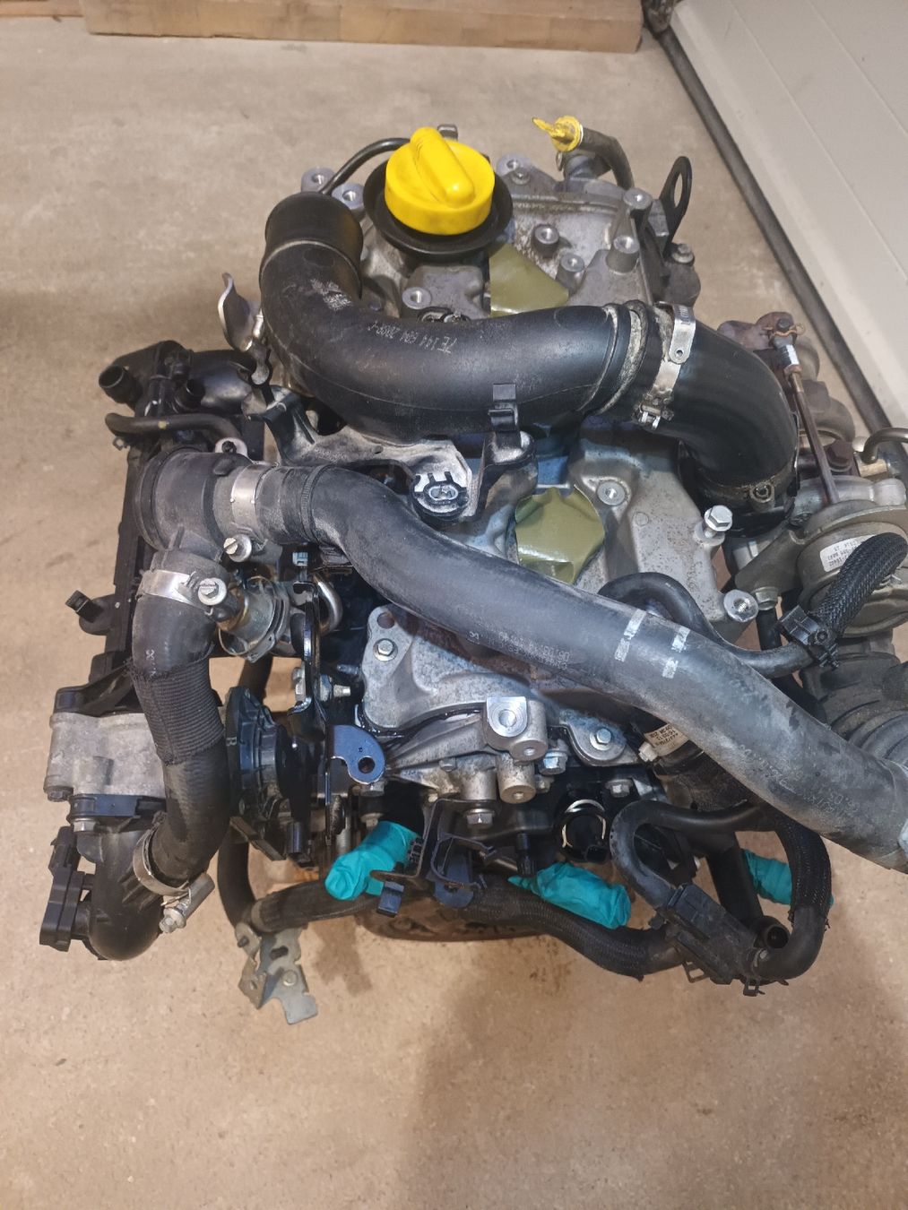 Motoren: moteur renault dacia 0.9tce h4b – Gebraucht aus Ecublens von dcg_xkb6 1