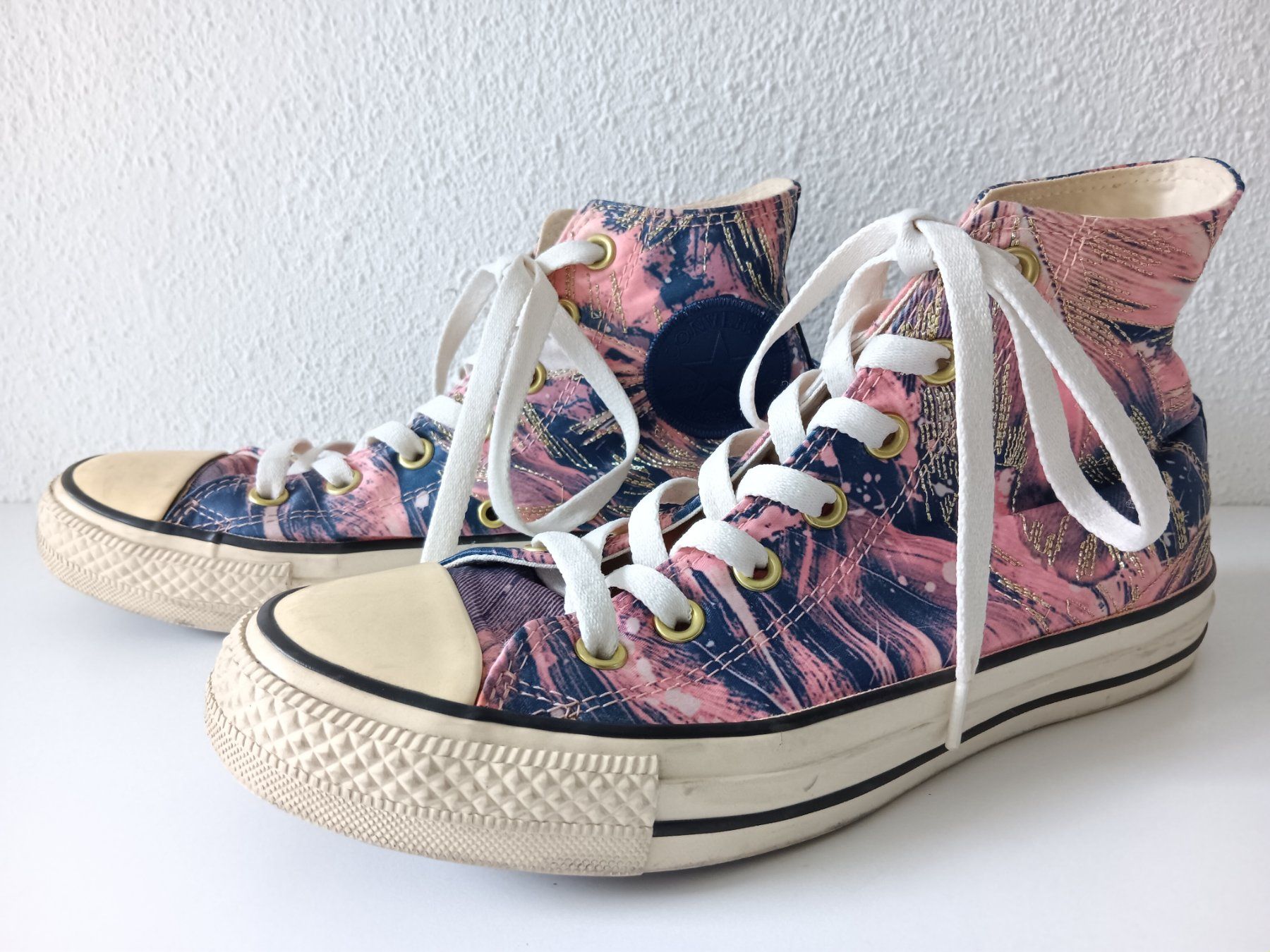 Converse Scarpe da donna: CONVERSE "ALL STAR CHUCK TAYLOR" pointure / Nummer 38 – Usato da Cossonay-ville venduto da Super-Price-Quality 2