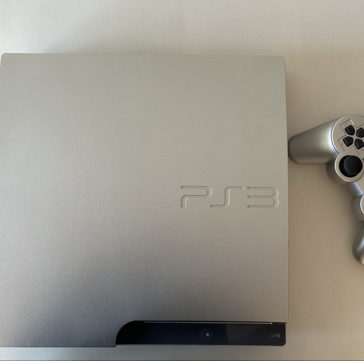 Sony Console: PlayStation 3 Slim Silver – Usato da Herrliberg venduto da psm_67l5