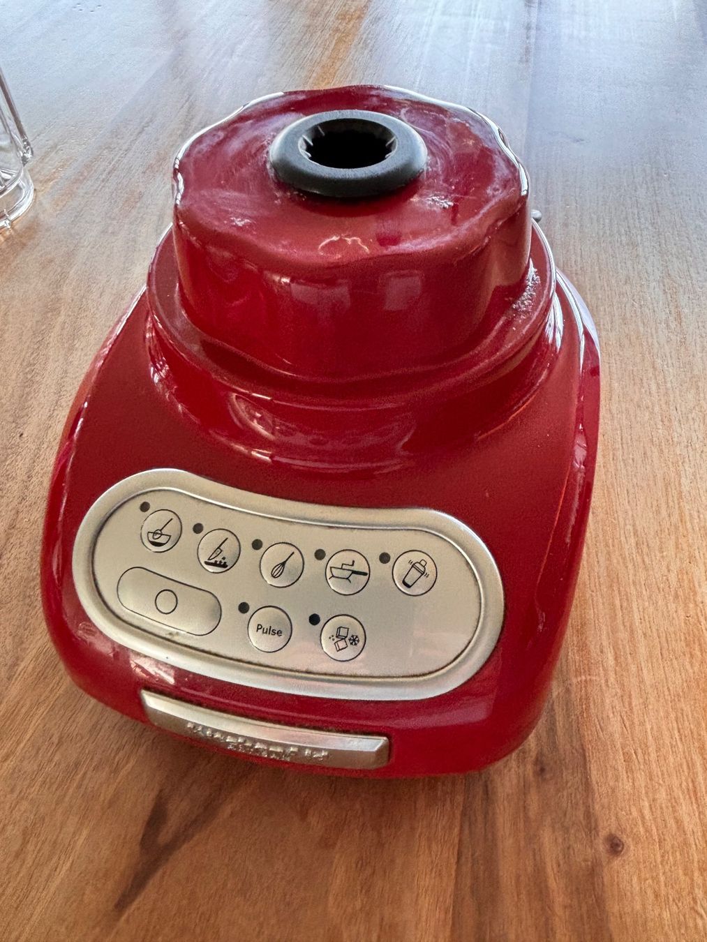 Kitchenaid Elettrodomestici da cucina: Roter KitchenAid Standmixer – Usato da Winterthur venduto da Wekee1 1