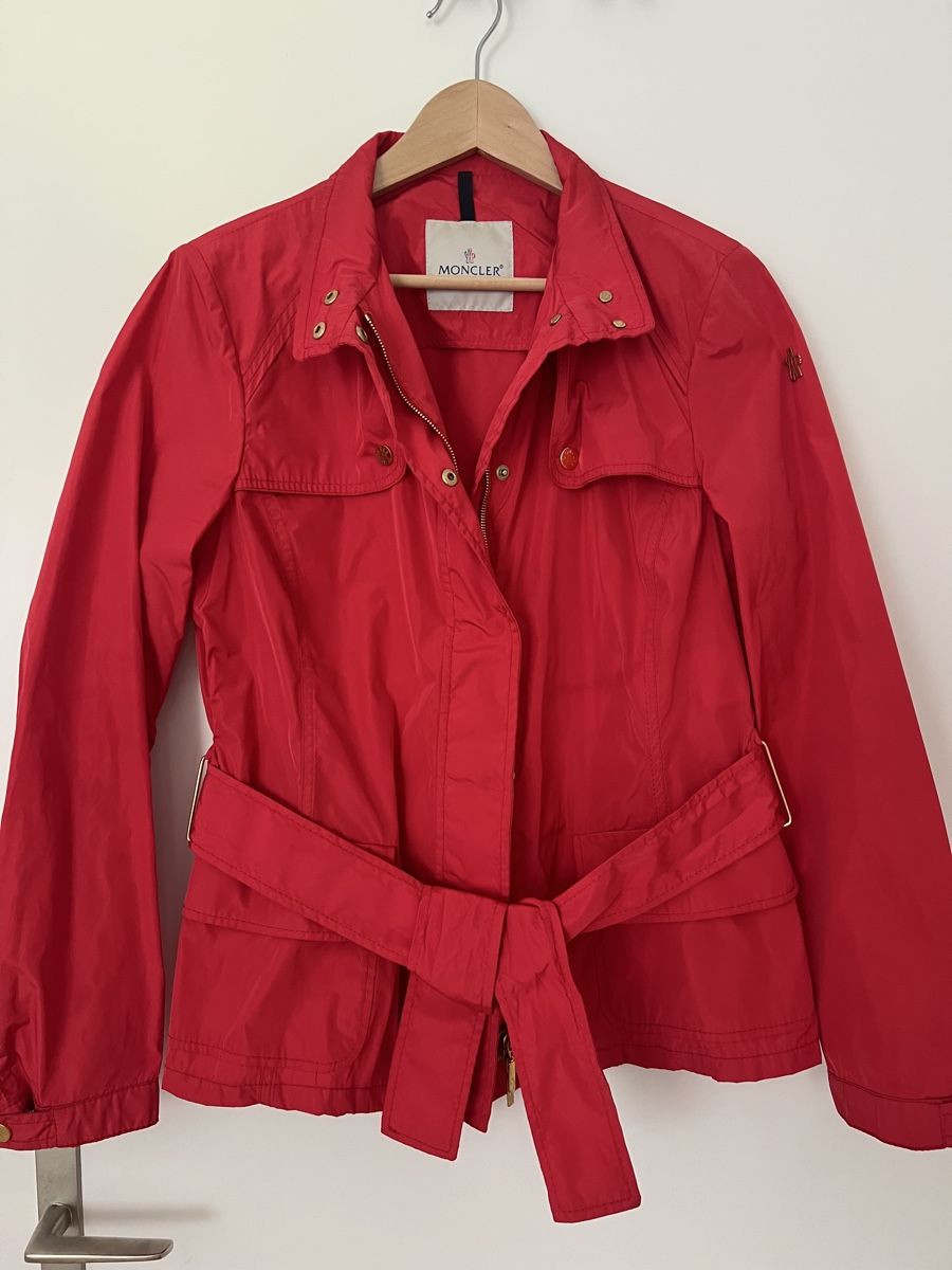 Moncler Jacken: Moncler leichte Damenjacke Gr. 4 – Gebraucht aus Zollikon von Erika_V