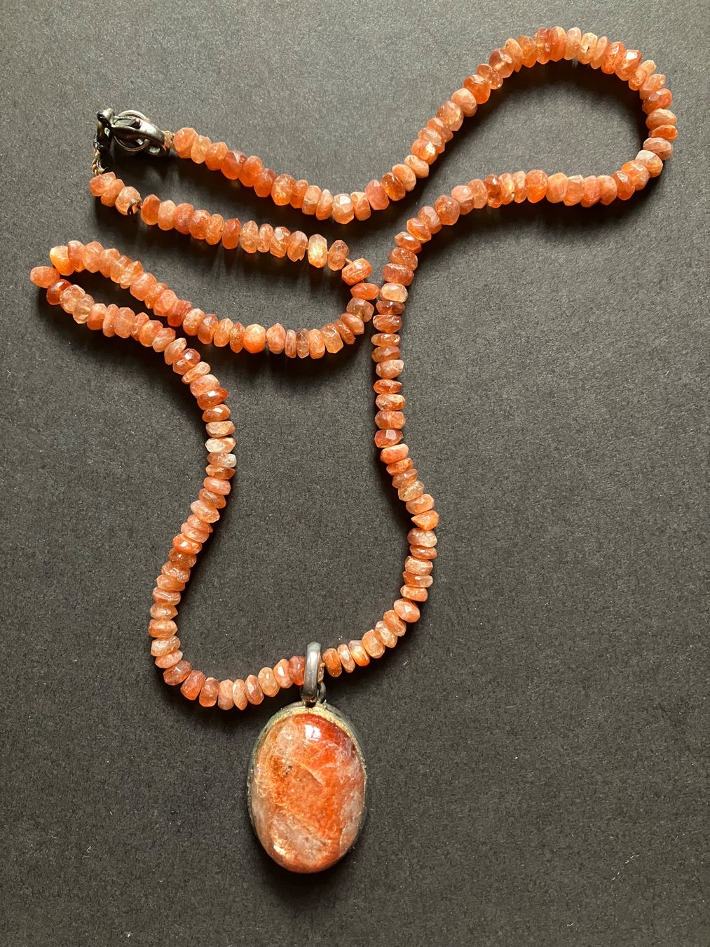 Catenine: Sonnenstein Kette und Anhänger – Usato da Basel venduto da papageientulpe 1