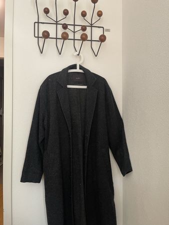 Zara Mantel