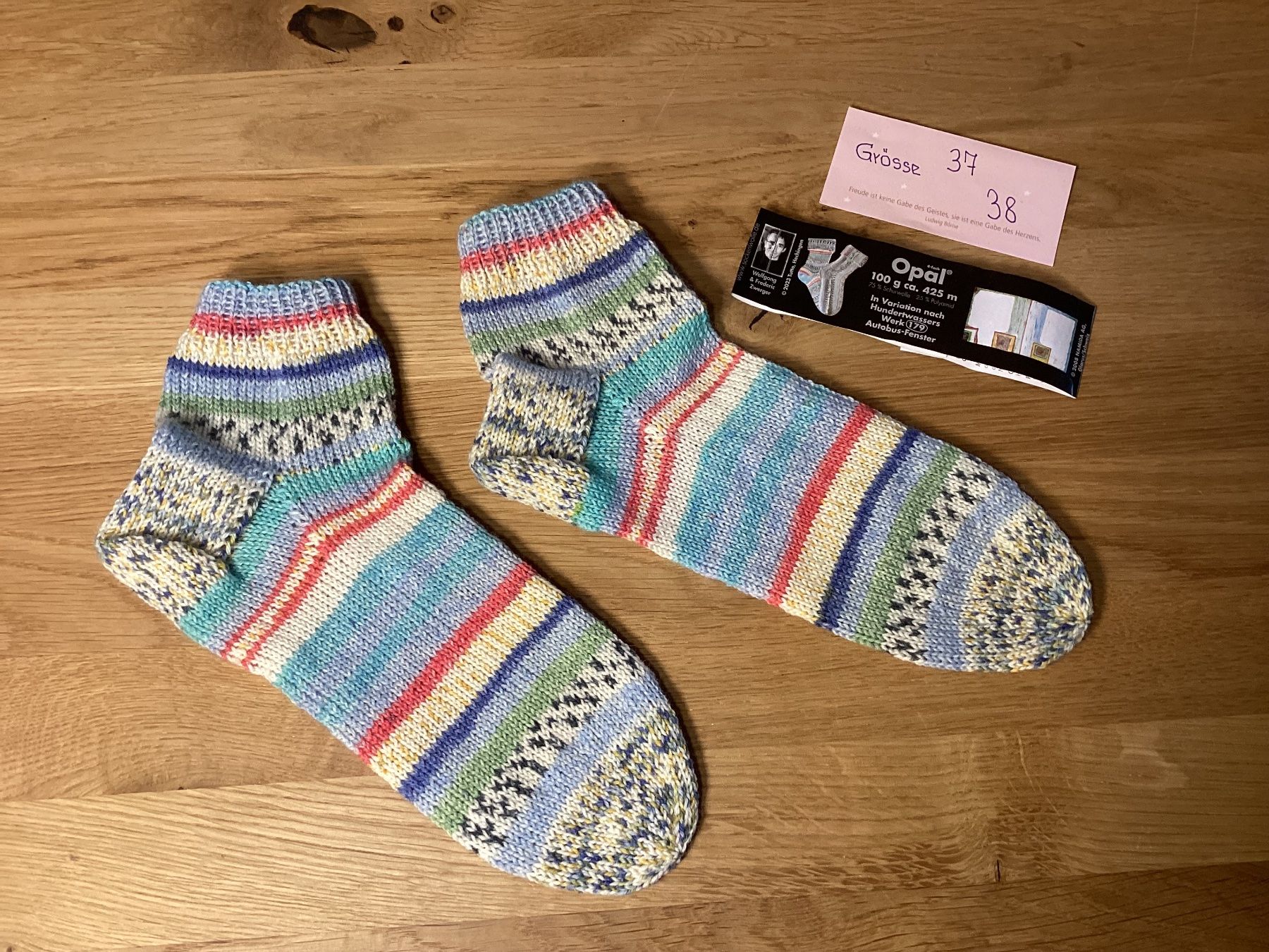 Calze: Handgestrickte Hundertwasser Söckli – Nuovo e nell'imballaggio originale da Flawil venduto da kruemeli02 4
