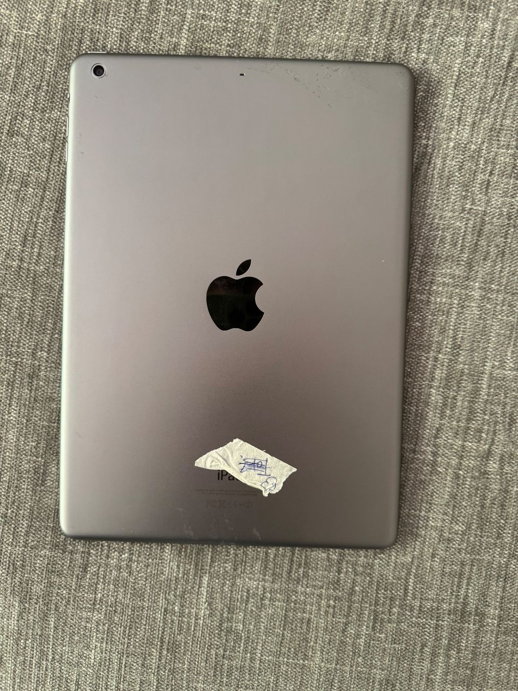 Tablet PC: iPad Air – Difettoso da Adliswil venduto da Busys 1
