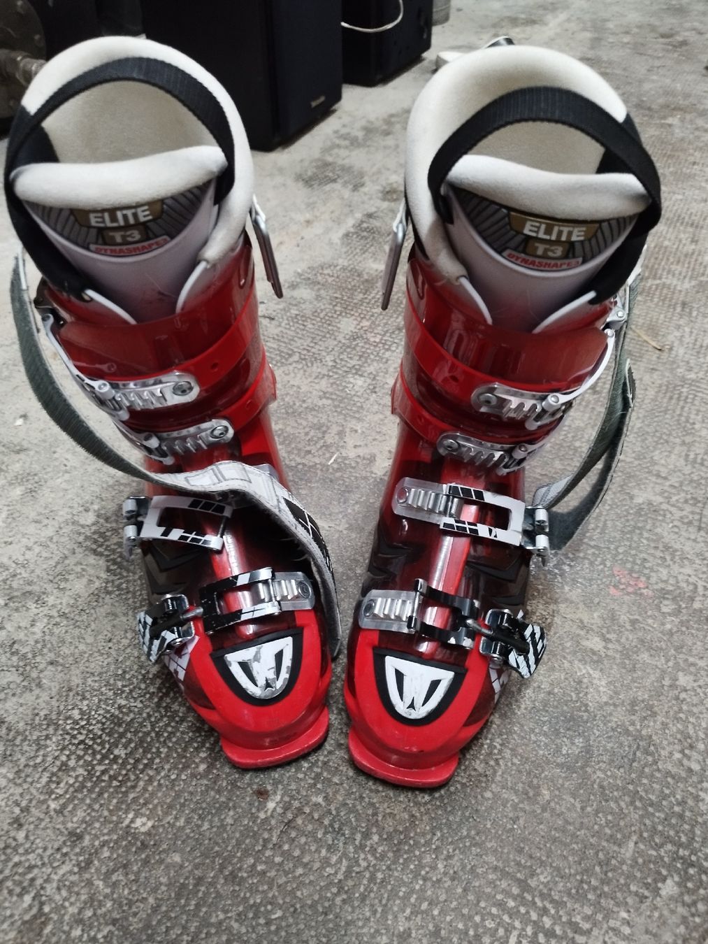 Atomic Herrenschuhe: Atomic Skischuh – Gebraucht aus Niederhünigen von sruki