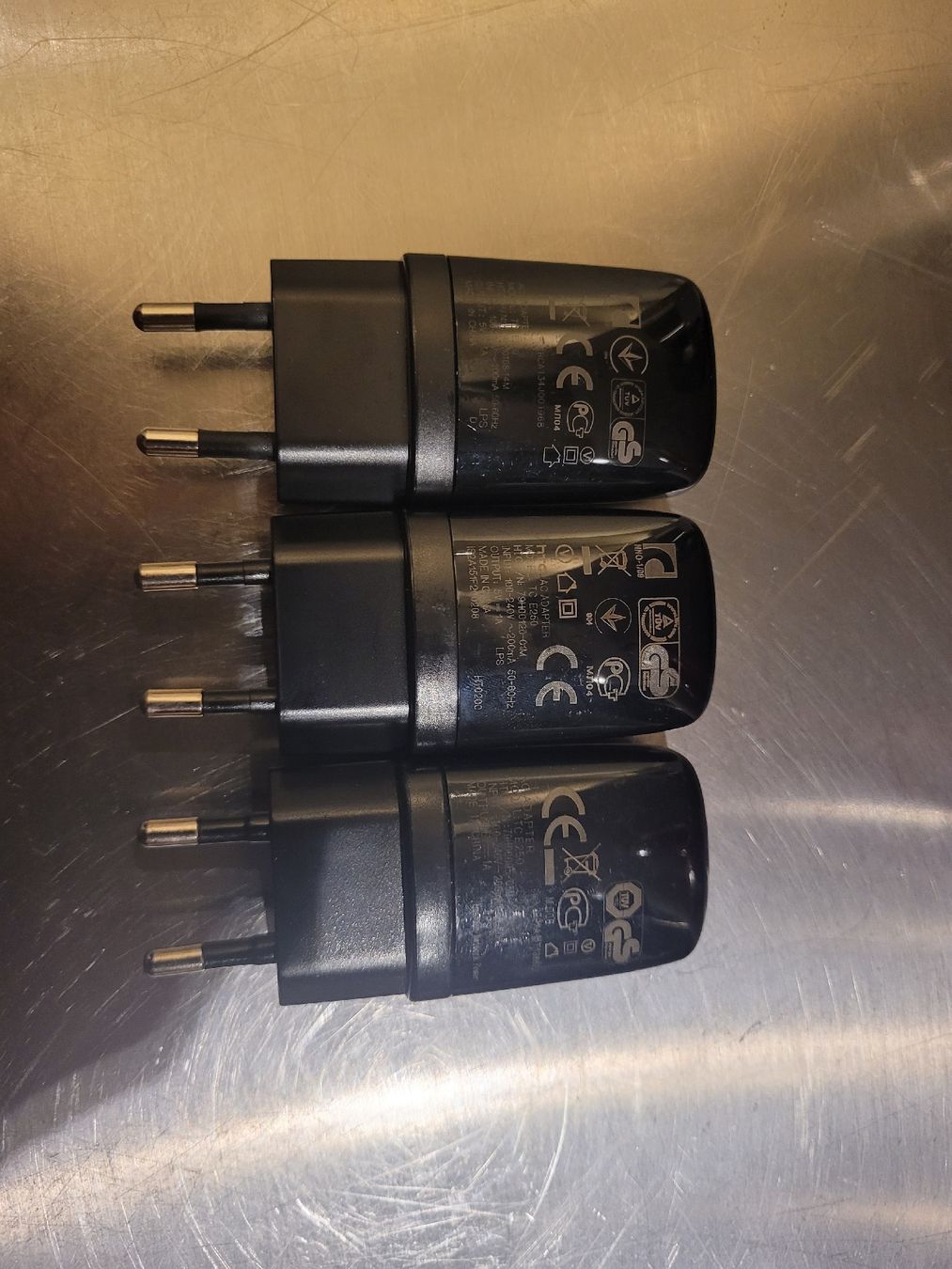 Ladegeräte: 6 USB-A Ladegeräte – Gebraucht aus Uster von 13smiley13 1